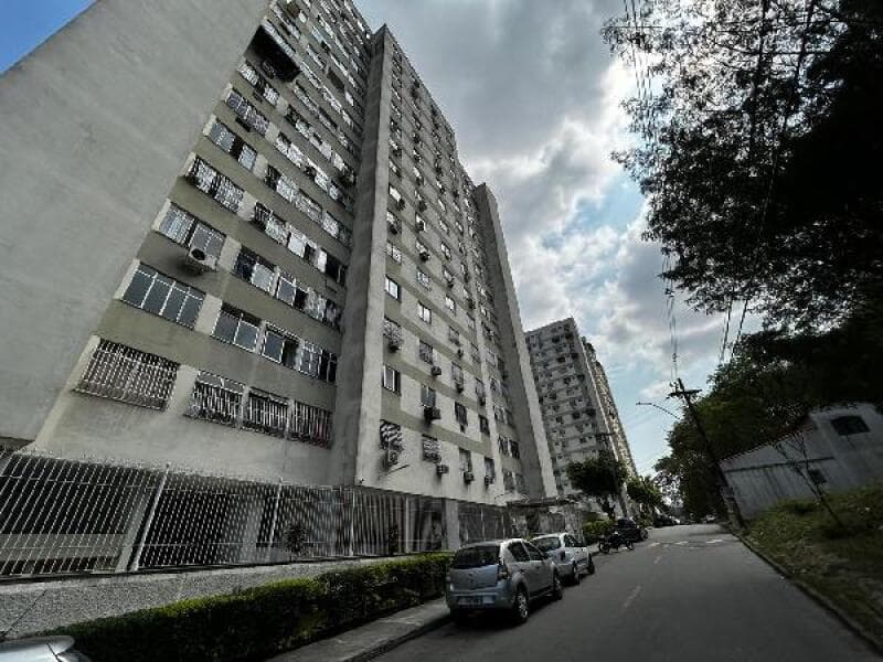 Apartamento em leilão em Niterói - RJ — LOTE 318 Apartamento