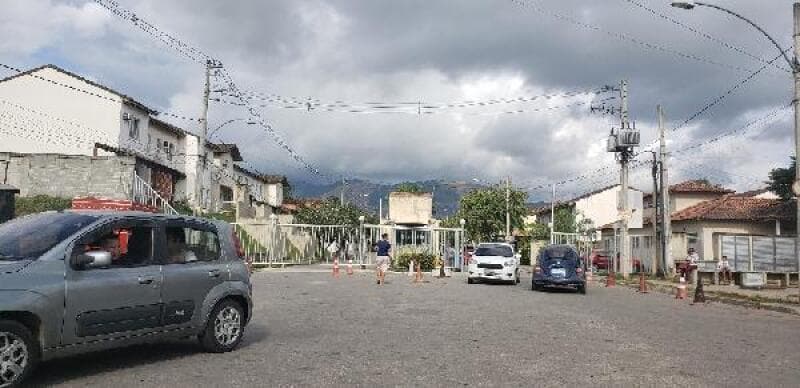 Casa em leilão em Nova Iguaçu - RJ — LOTE 323 Casa
