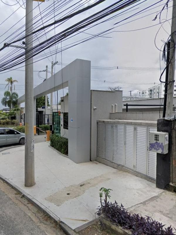 Apartamento em leilão em Rio De Janeiro - RJ — LOTE 384 Apartamento