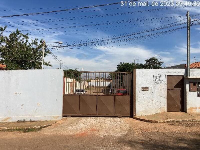 Casa em leilão em Valparaíso De Goiás - GO — LOTE 079 Casa