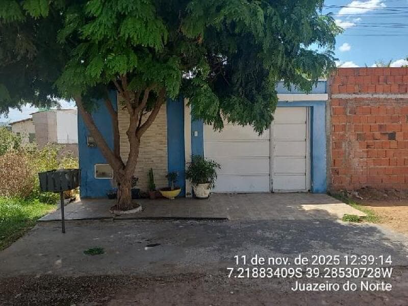 Casa em leilão em Juazeiro Do Norte - CE, bairro Leandro Bezerra — LOTE 057 Casa