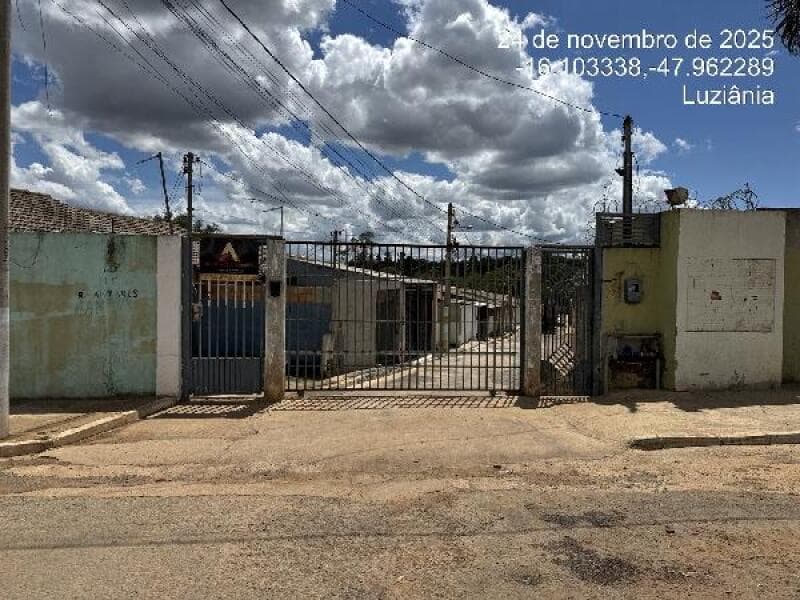 Casa em leilão em Cidade Ocidental - GO, bairro Chacara Saia Velha B — LOTE 089 Casa