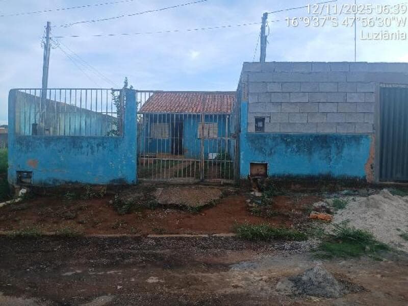 Casa em leilão em Luziânia - GO — LOTE 104 Casa