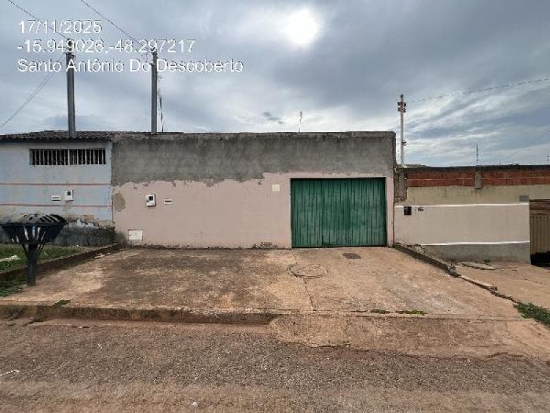 Casa em leilão em Santo Antônio Do Descoberto - GO, bairro Jardim Ana Beatriz I — LOTE 108 Casa