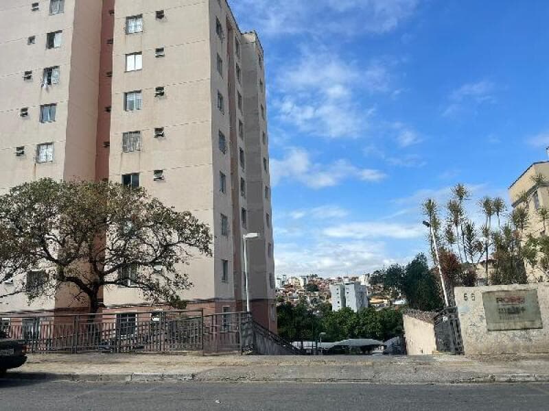 Apartamento em leilão em Belo Horizonte - MG, bairro Cenaculo — LOTE 125 Apartamento