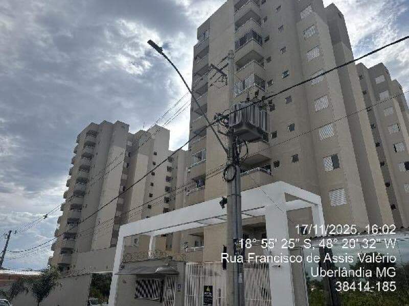 Apartamento em leilão em Uberlândia - MG, bairro Loteamento Luizote de Freitas IV — LOTE 160 Apartamento