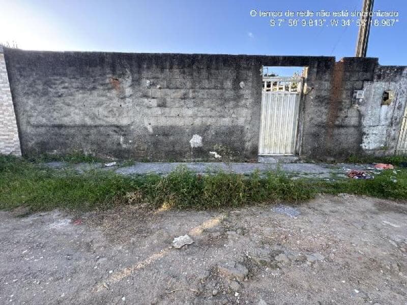 Casa em leilão em Igarassu - PE, bairro Engenho Monjope — LOTE 200 Casa