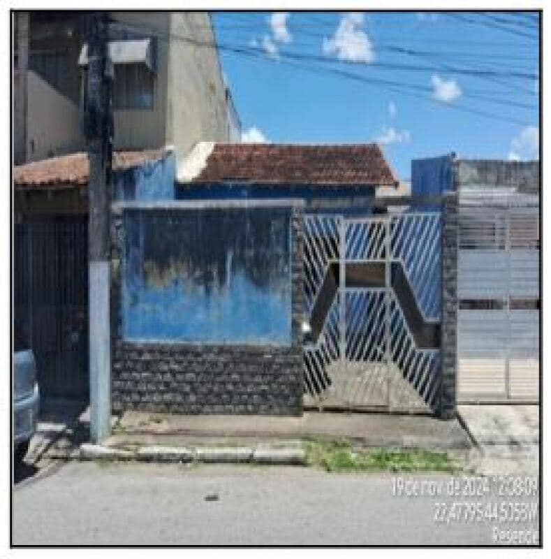 Casa em leilão em Resende - RJ, bairro Jardim Primavera I — LOTE 295 Casa