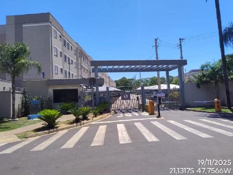 Apartamento em leilão em Ribeirão Preto - SP, bairro Jardim DAS PALMEIRAS — LOTE 532 Apartamento