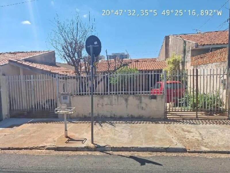 Casa em leilão em São José Do Rio Preto - SP — LOTE 553 Casa
