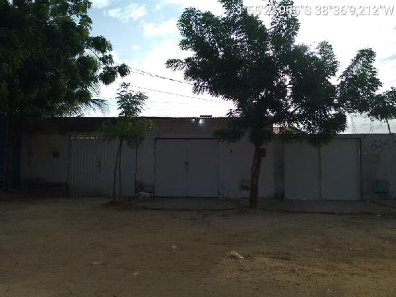 Casa em leilão em Pacatuba - CE, bairro Pavuna — LOTE 052 Casa