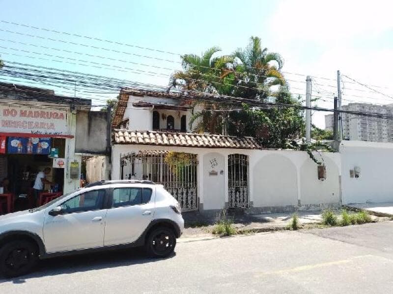 Casa em leilão em Itaguaí - RJ, bairro Monte Serrat — LOTE 226 Casa