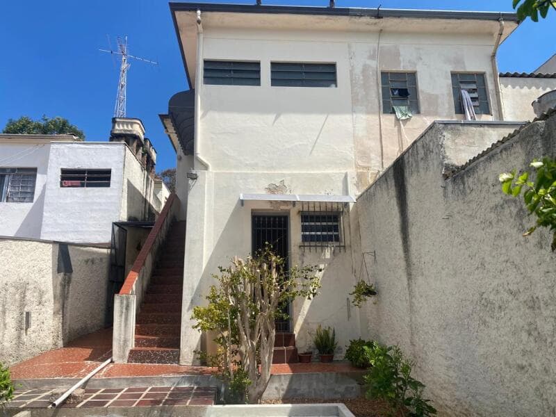 Foto 11 de 12: Casa em leilão em Jundiaí - SP, bairro Centro — LOTE 001 EXCELENTE CASA NO CENTRO DE JUNDIAÍ PODENDO SER USA PARA FINS COMERCIAL