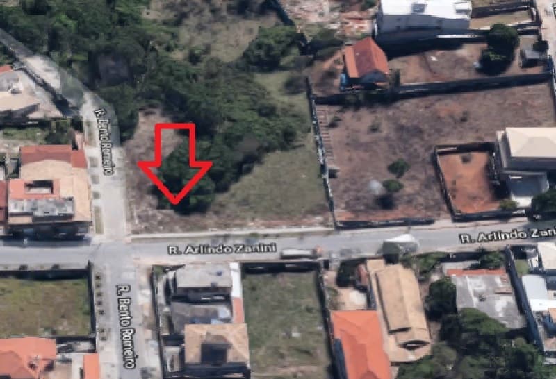 Terreno em leilão em Belo Horizonte - MG, bairro Trevo — LOTE 003 Lote 05 da quadra 38, com área de 660,70m ², localizado na Rua Bento Romero, Bairro Trevo.