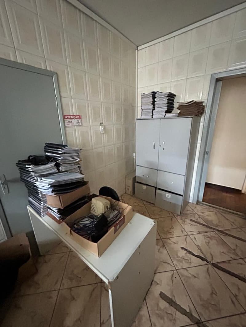 Foto 9 de 25: Casa em leilão em Belo Horizonte - MG, bairro Santa Branca — LOTE 001 CASA COM LOTE DE 360m² | 158,29m² CONSTRUÍDOS | SANTA BRANCA – BH/MG | DESOCUPADA