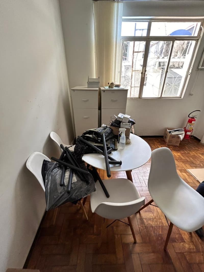 Foto 15 de 25: Casa em leilão em Belo Horizonte - MG, bairro Santa Branca — LOTE 001 CASA COM LOTE DE 360m² | 158,29m² CONSTRUÍDOS | SANTA BRANCA – BH/MG | DESOCUPADA