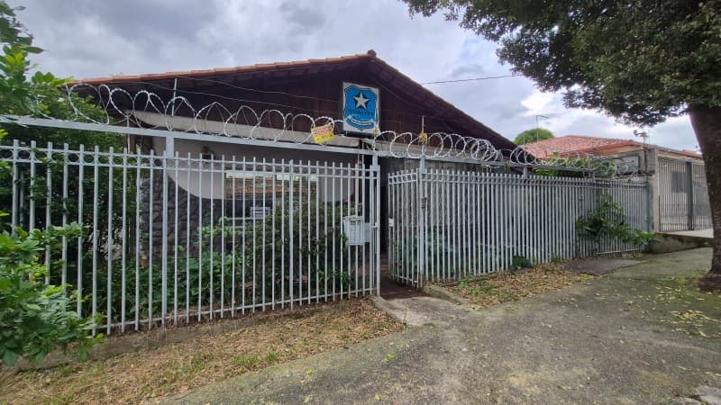 Foto 1 de 4: Casa em leilão em Belo Horizonte - MG, bairro Santa Branca — LOTE 001 CASA COM LOTE DE 360m² | 158,29m² CONSTRUÍDOS | SANTA BRANCA – BH/MG | DESOCUPADA