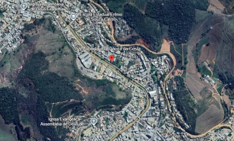 Terreno em leilão em Espera Feliz - MG — LOTE 002 Um lote de terreno urbano de nº 06, com acesso por uma servidão pública que tem seu início