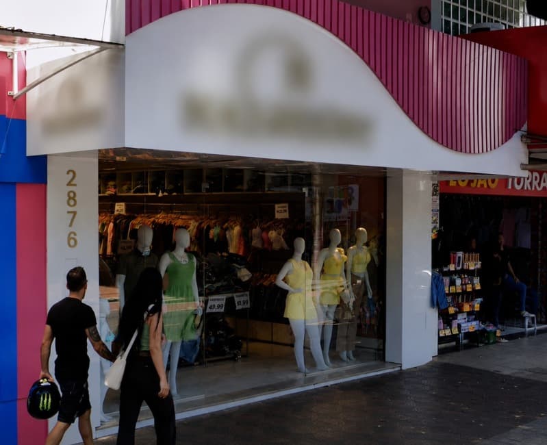 Foto 2 de 2: Comercial em leilão em Governador Valadares - MG, bairro Centro — LOTE 003 Imóvel comercial, composto por uma loja, situado à Rua Israel Pinheiro, nº2.873, Centro, Go