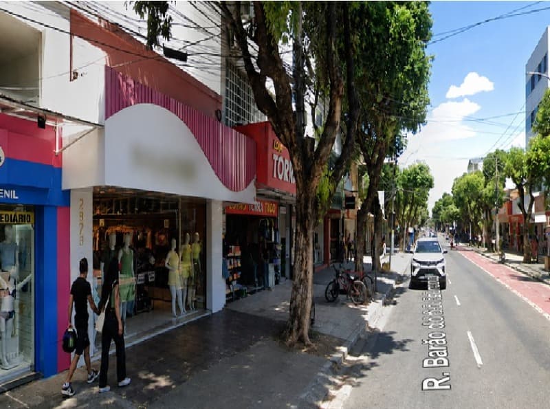 Comercial em leilão em Governador Valadares - MG, bairro Centro — LOTE 003 Imóvel comercial, composto por uma loja, situado à Rua Israel Pinheiro, nº2.873, Centro, Go
