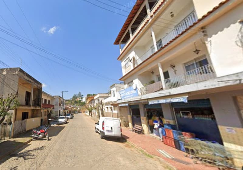 Foto 2 de 2: Comercial em leilão em Palma - MG, bairro Centro — LOTE 001 50% (cinquenta por cento) de uma loja comercial, situada na Rua Francisco Sales, nº 60, Cen