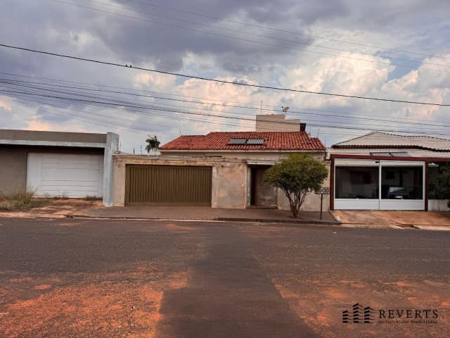 Foto 2 de 3: Casa em leilão em Araguari - MG — Casa - Sibipiruna, Araguari/MG