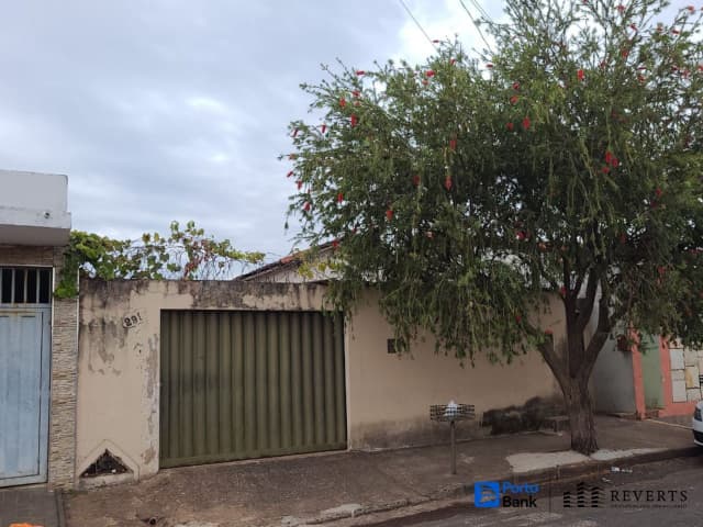 Foto 2 de 3: Casa em leilão em Uberlândia - MG, bairro Guarani — Casa - Guarani, Uberlândia/MG