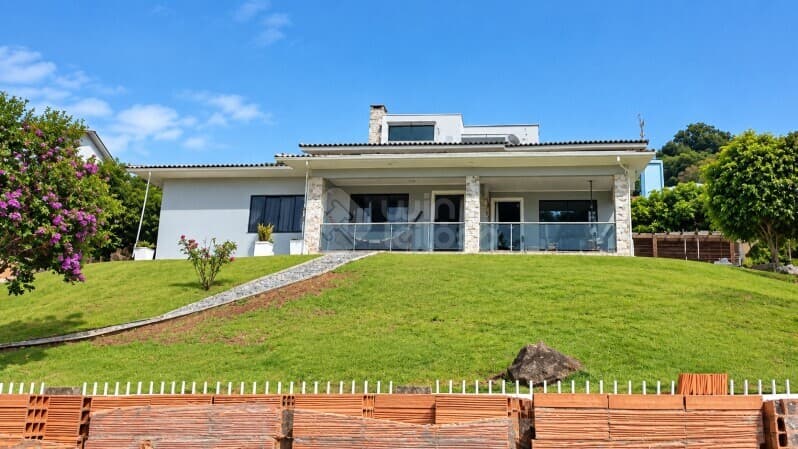 Foto 1 de 7: Casa em leilão em Ouro - SC — LOTE 035 Casa sobre terreno de 1.214m² - Ouro, SC