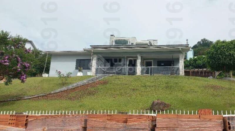 Foto 2 de 7: Casa em leilão em Ouro - SC — LOTE 035 Casa sobre terreno de 1.214m² - Ouro, SC