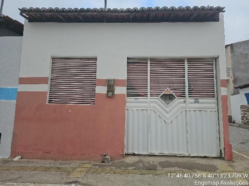 Casa em leilão em Iaçu - BA — LOTE 011 IMÓVEL