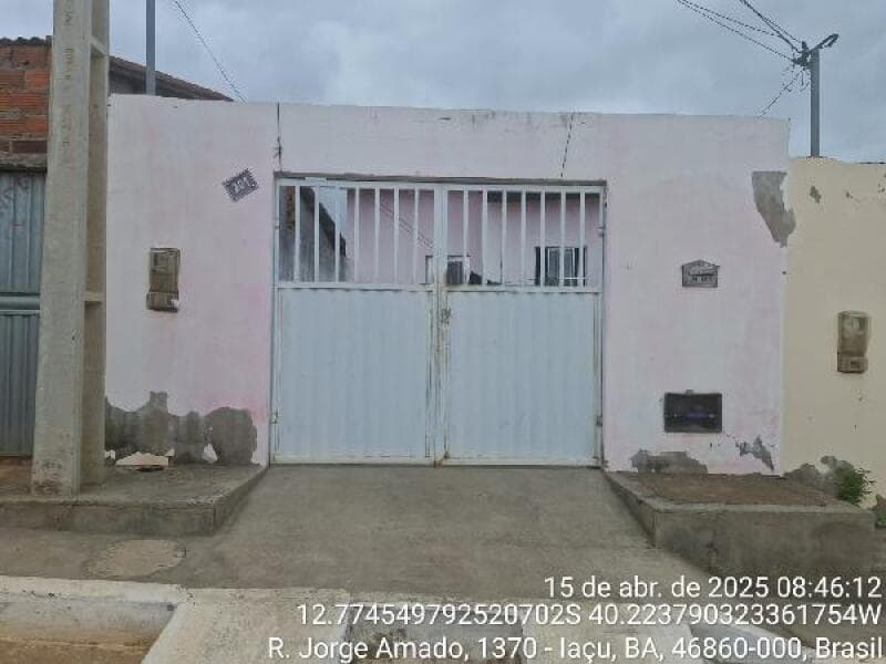 Casa em leilão em Iaçu - BA — LOTE 012 IMÓVEL