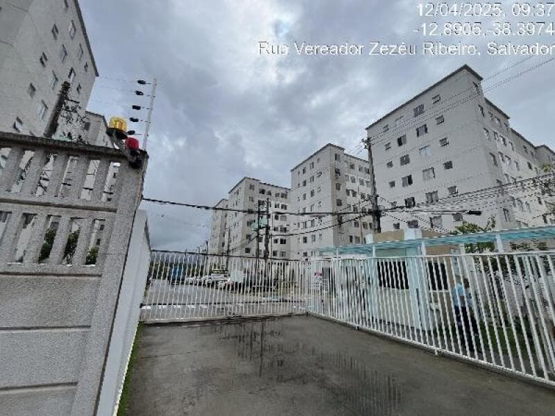 Apartamento em leilão em Salvador - BA — LOTE 016 IMOVEL