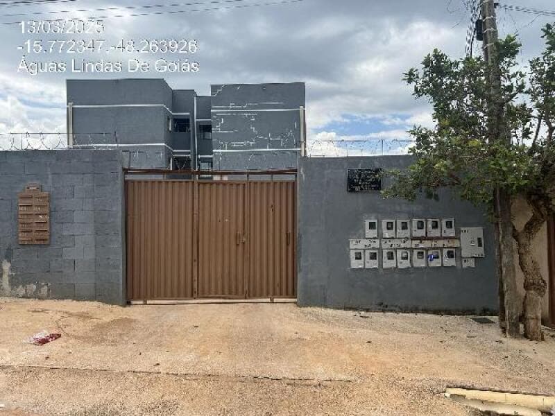 Apartamento em leilão em Águas Lindas De Goiás - GO — LOTE 047 IMOVEL