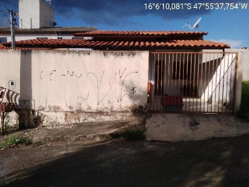 Casa em leilão em Cidade Ocidental - GO — LOTE 070 IMÓVEL