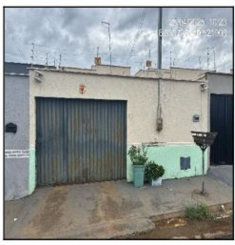 Casa em leilão em Guapó - GO — LOTE 080 IMOVEL