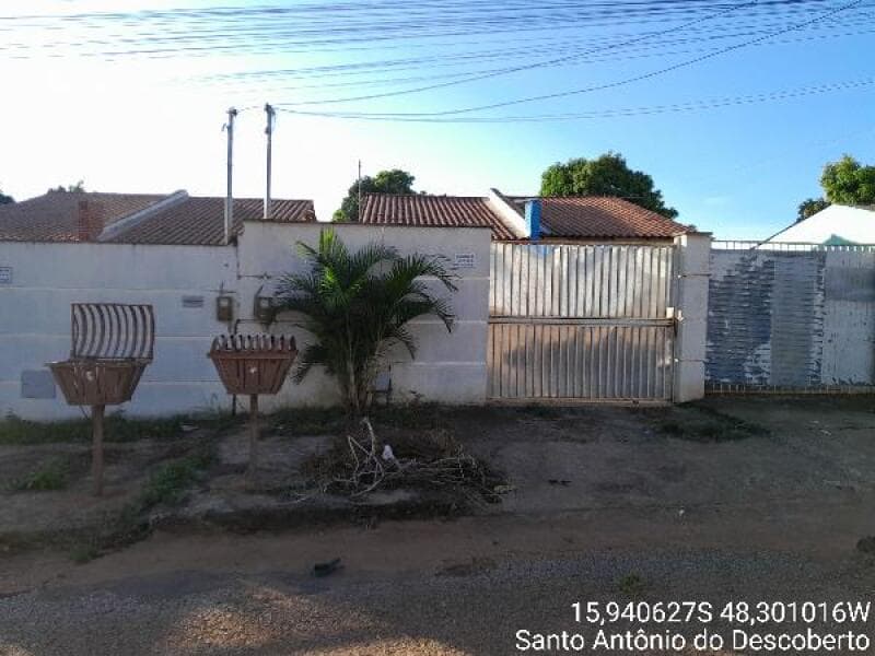 Casa em leilão em Santo Antônio Do Descoberto - GO — LOTE 107 IMOVEL