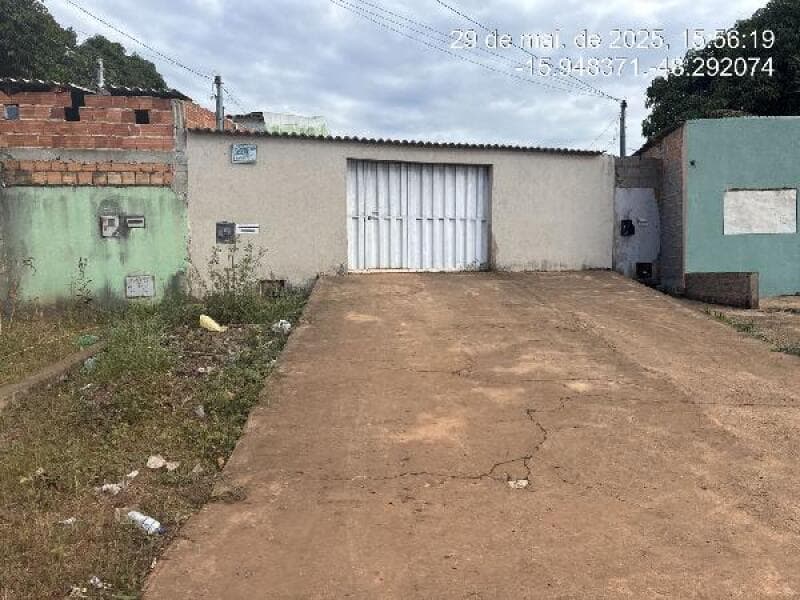 Casa em leilão em Santo Antônio Do Descoberto - GO — LOTE 109 IMOVEL