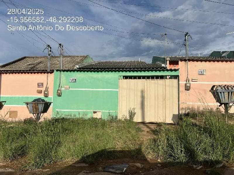 Casa em leilão em Santo Antônio Do Descoberto - GO — LOTE 121 IMÓVEL