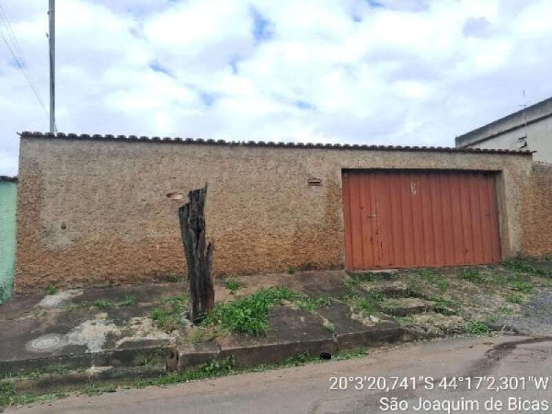 Casa em leilão em São Joaquim De Bicas - MG — LOTE 150 IMÓVEL