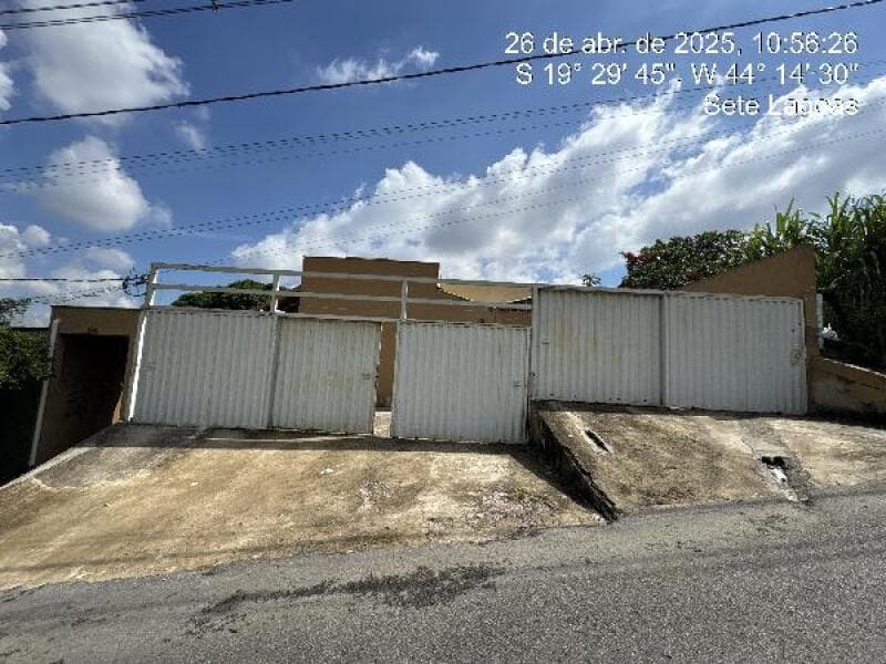Casa em leilão em Sete Lagoas - MG — LOTE 140 IMOVEL