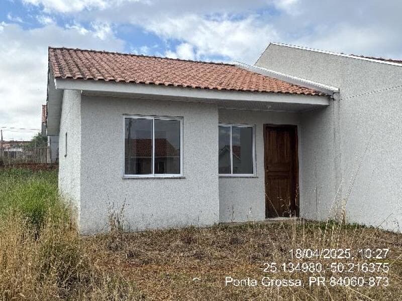 Casa em leilão em Ponta Grossa - PR — LOTE 195 IMOVEL