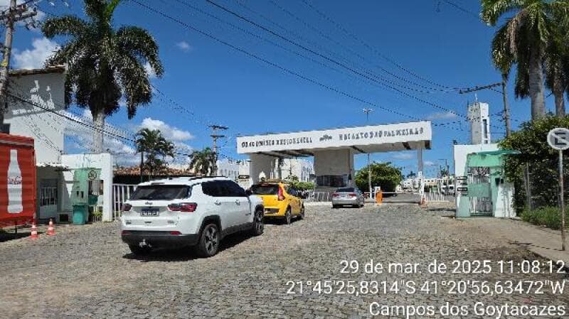 Apartamento em leilão em Campos Dos Goytacazes - RJ — LOTE 208 IMOVEL