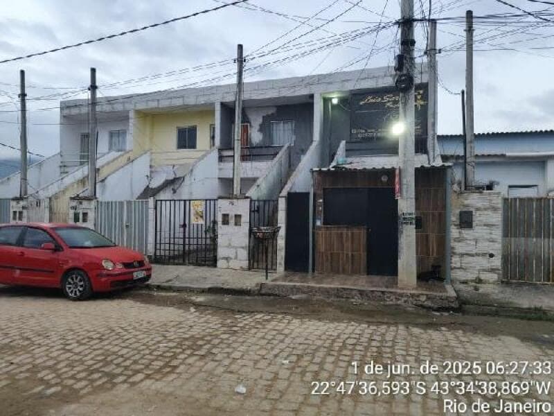 Casa em leilão em Nova Iguaçu - RJ — LOTE 243 IMÓVEL
