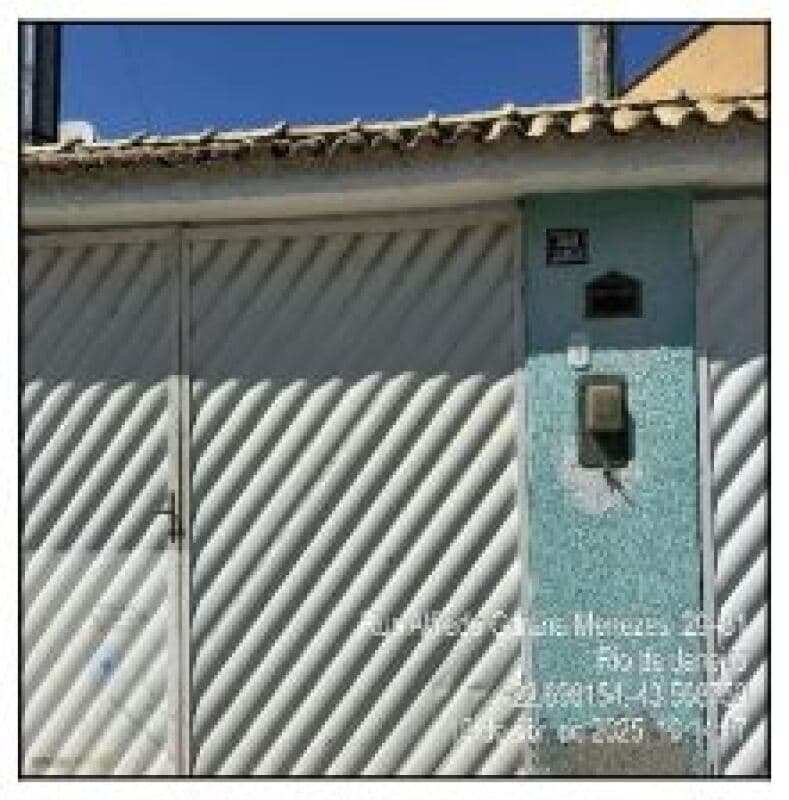 Casa em leilão em Queimados - RJ — LOTE 220 IMOVEL