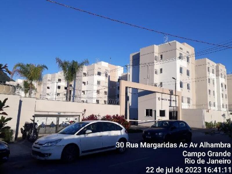 Apartamento em leilão em Rio De Janeiro - RJ — LOTE 251 IMÓVEL