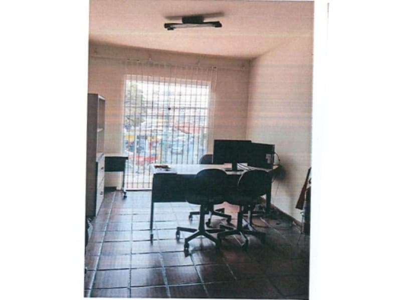 Foto 4 de 11: Apartamento em leilão em Araruama - RJ, bairro Centro — LOTE 004 IMOVEL