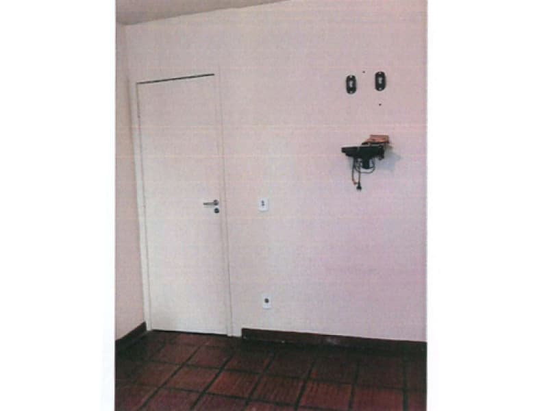 Foto 7 de 11: Apartamento em leilão em Araruama - RJ, bairro Centro — LOTE 004 IMOVEL