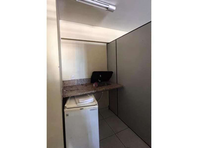 Foto 11 de 12: Comercial em leilão em Nova Iguaçu - RJ, bairro Centro — LOTE 007 IMOVEL