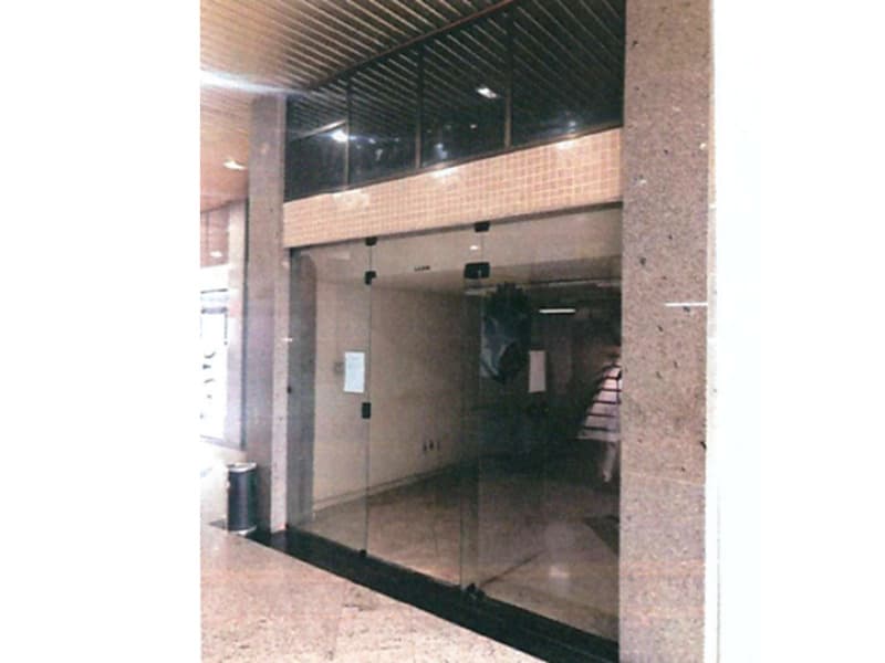 Foto 2 de 3: Comercial em leilão em Rio Bonito - RJ, bairro Centro — LOTE 008 IMOVEL