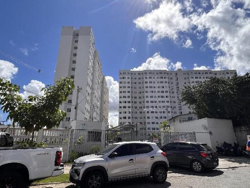 Apartamento em leilão em Salvador - BA, bairro Dom Avelar — LOTE 028 IMOVEL